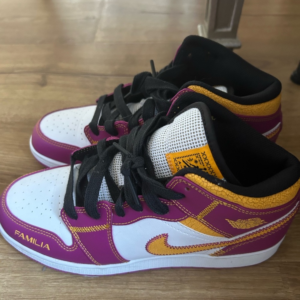 Jordan Kids' Purple and Gold Sneakers